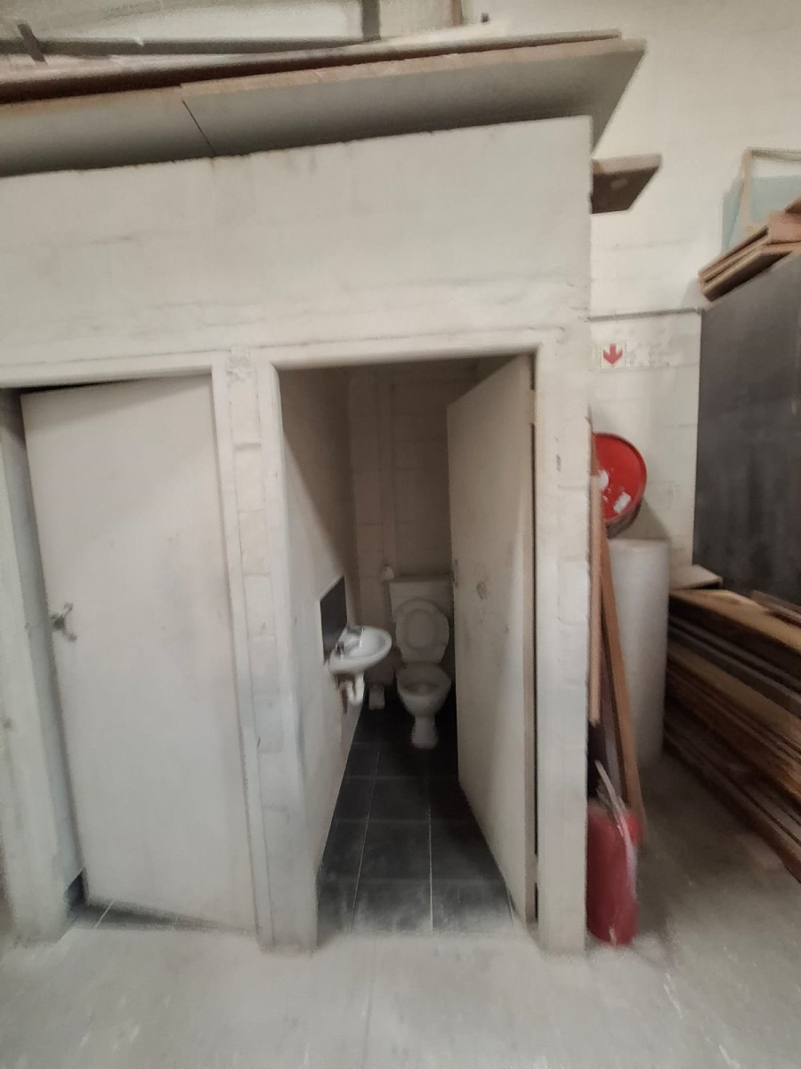 To Let Commercial Property for Rent in Brackenfell Industrial Western Cape